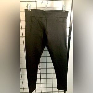 James Jeans black pull on jeggings EUC